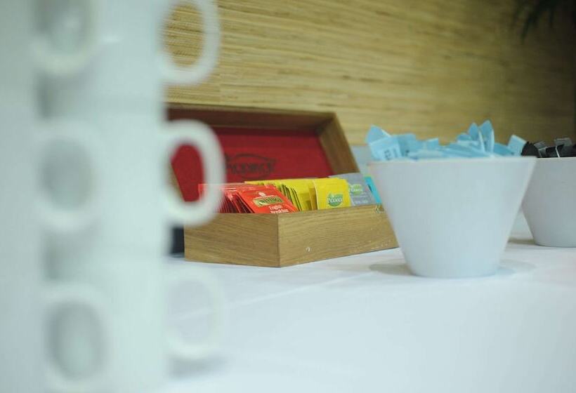 Quality Hotel Lincoln Green