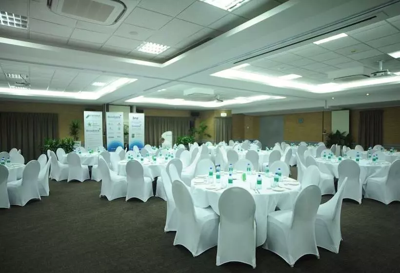 Quality Hotel Lincoln Green