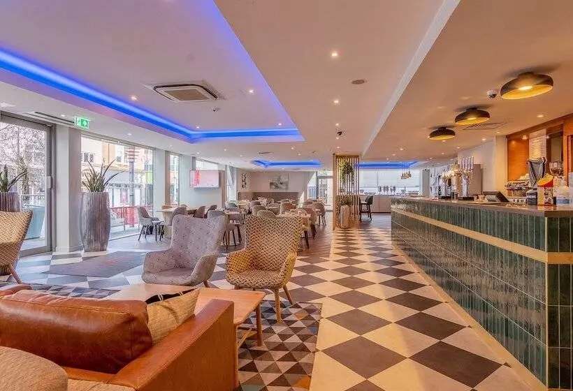 هتل Ramada Encore Leicester City Centre