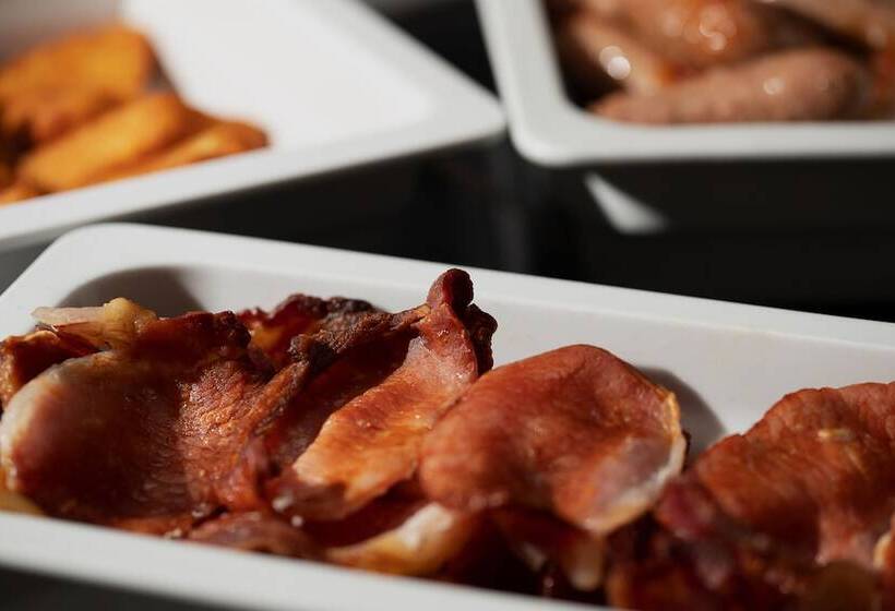 فندق Ramada Encore Leicester City Centre