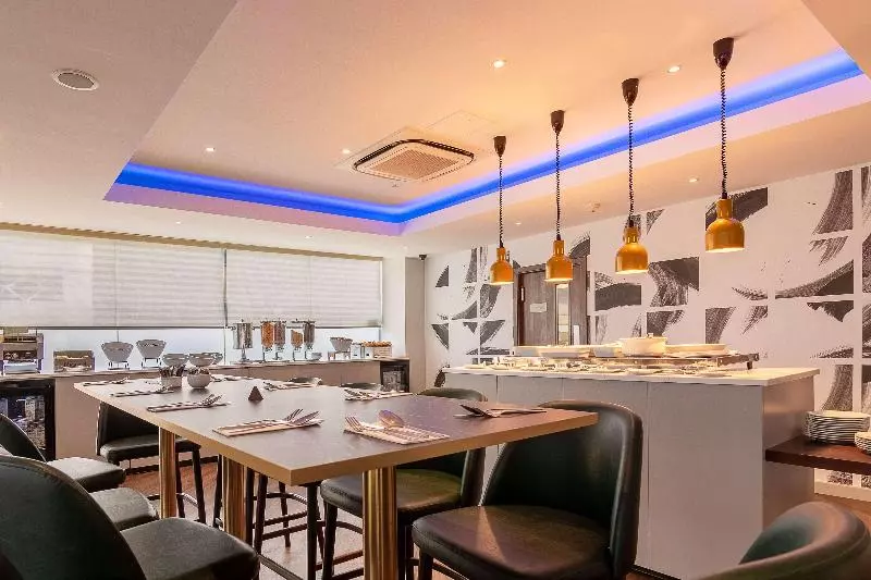 هتل Ramada Encore Leicester City Centre