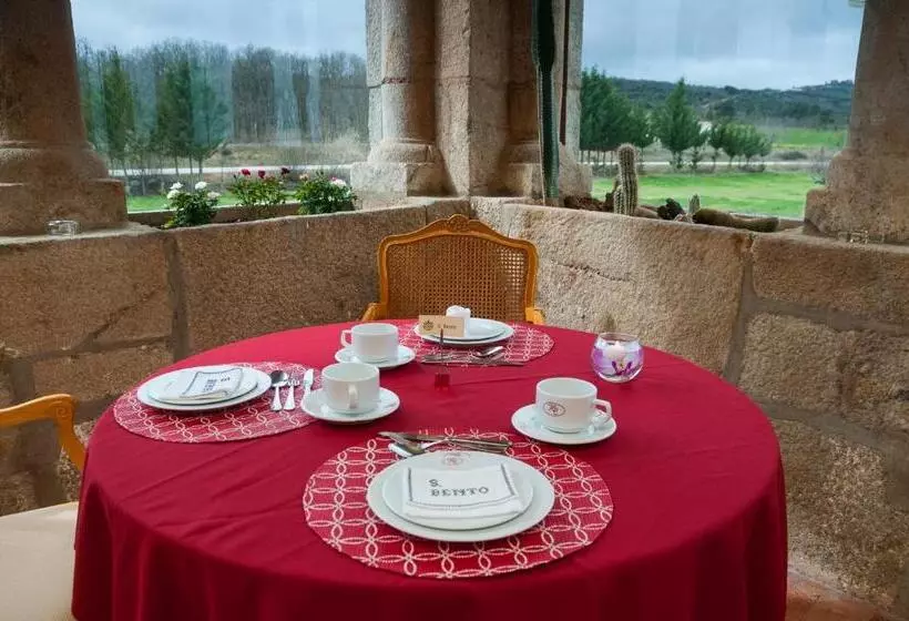 فندق ريفى Hospedaria Do Convento D Aguiar  Turismo De Habitacao