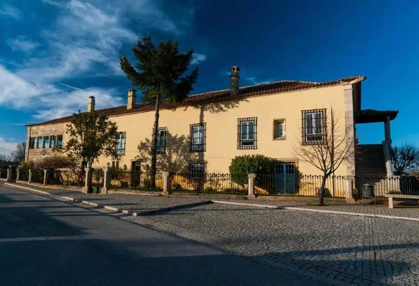 فندق ريفى Hospedaria Do Convento D Aguiar  Turismo De Habitacao