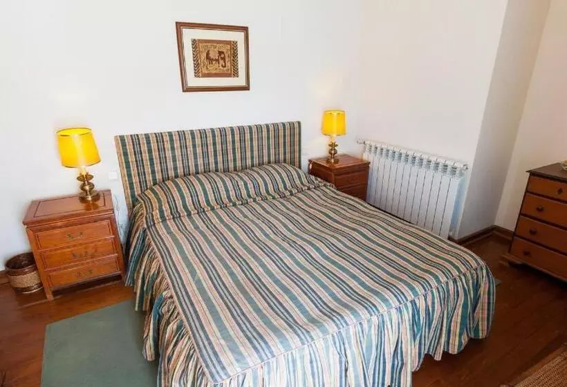 فندق ريفى Hospedaria Do Convento D Aguiar  Turismo De Habitacao