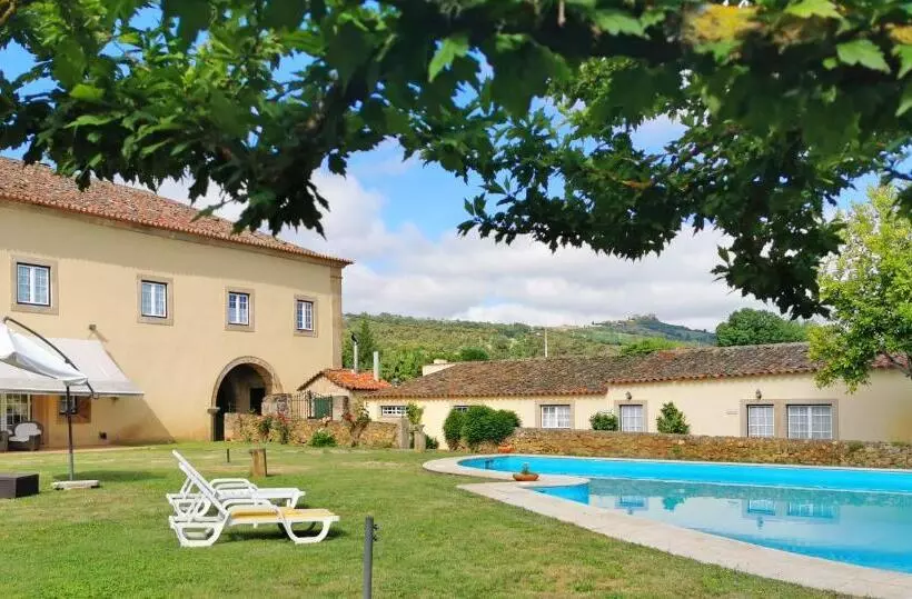 فندق ريفى Hospedaria Do Convento D Aguiar  Turismo De Habitacao