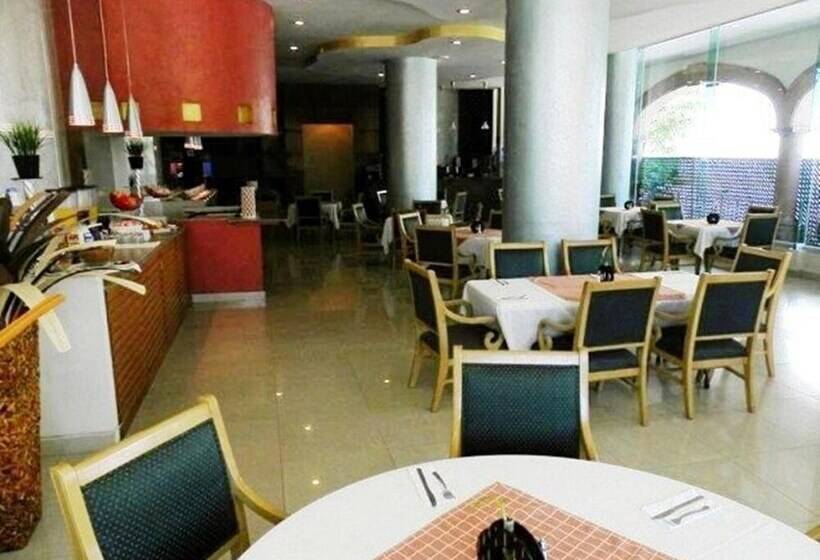 هتل San Francisco Irapuato Business Class