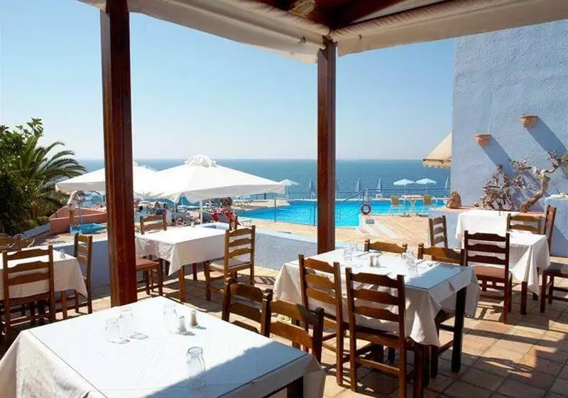 Отель Scaleta Beach