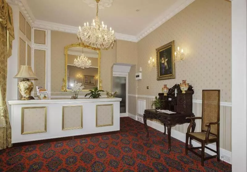 Hotel Elmington House  Adults Only