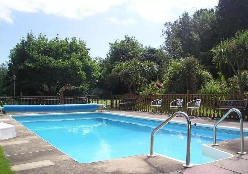 Hotel Elmington House  Adults Only