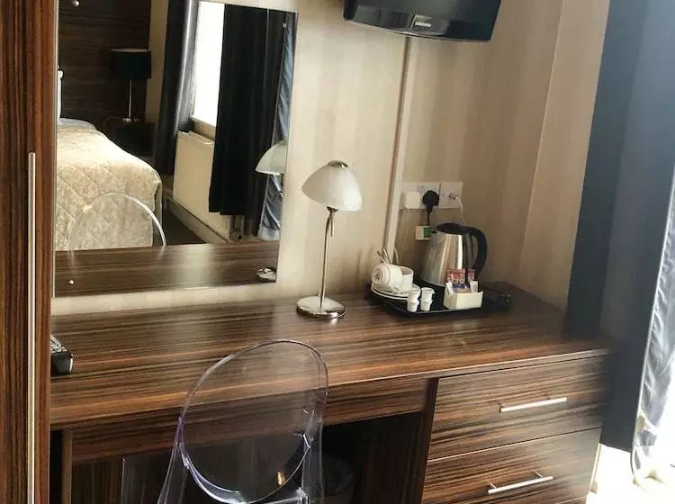 Hotelli Ocean Beach  & Spa  Oceana Collection