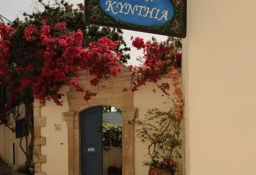 Hotelli Villa Kynthia