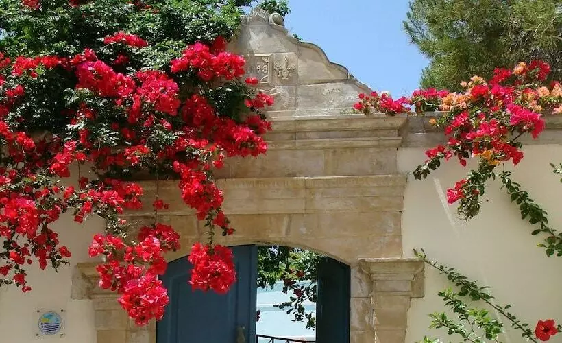 Hotelli Villa Kynthia