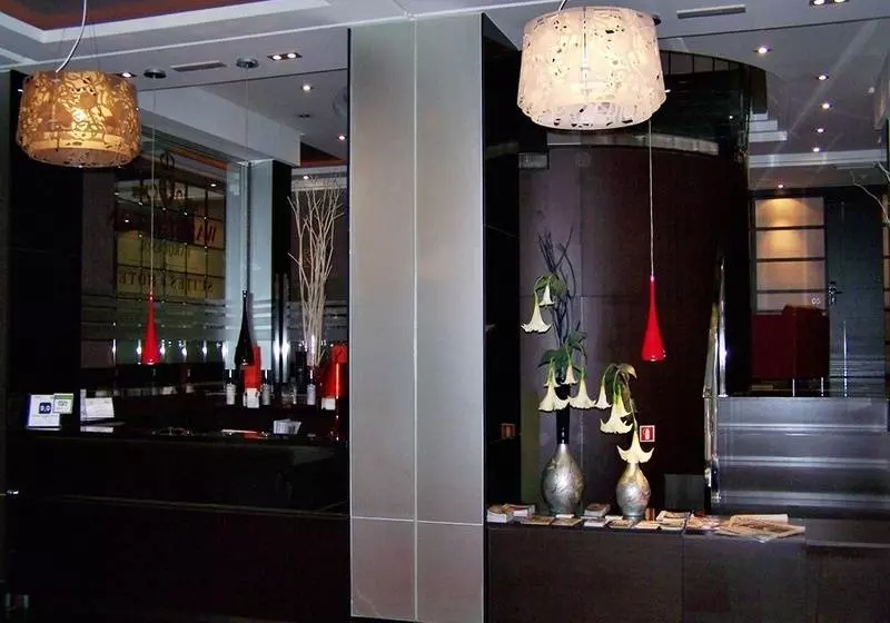 فندق Washington Parquesol Suites &