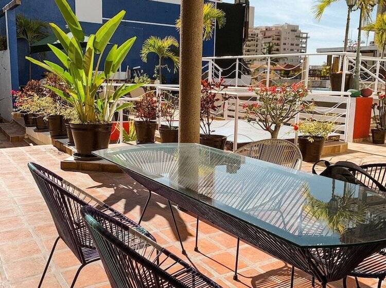 La Iguana Vallarta Lgbt Adults Only   Romantic Zone   Party Clubbing Street