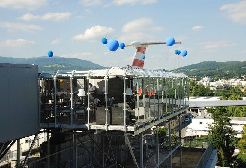 Novapark Flugzeughotel Graz