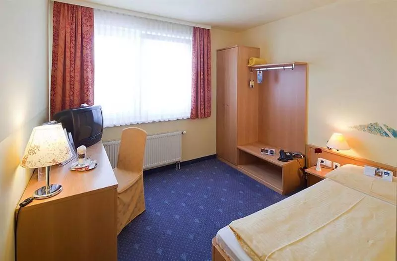 Novapark Flugzeughotel Graz