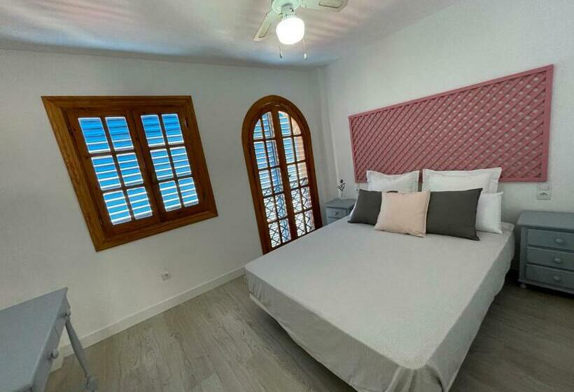 Apartamentos Vela Blanca