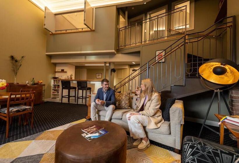 Bell Hill Apartments