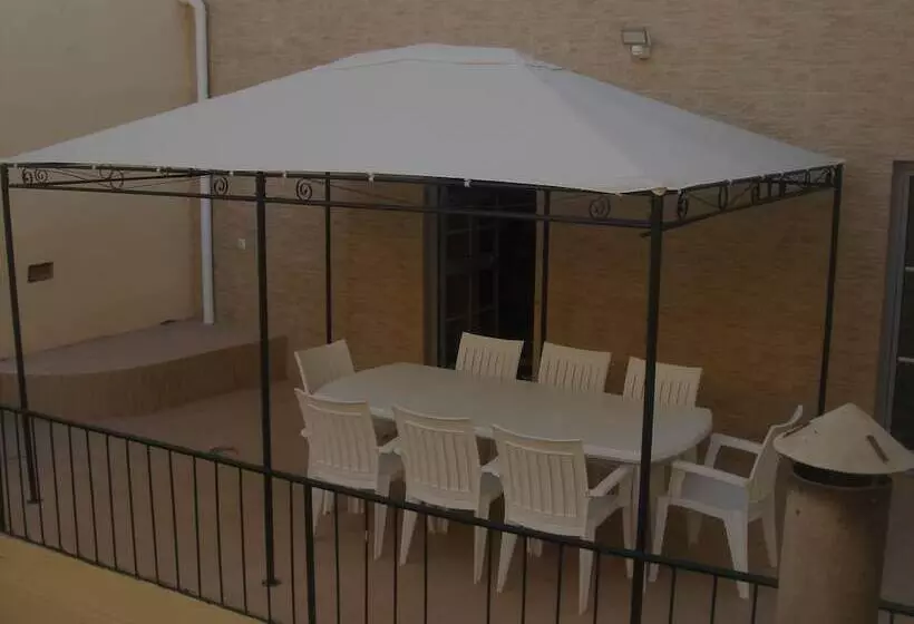 Retkeilymaja Downtown Guest House