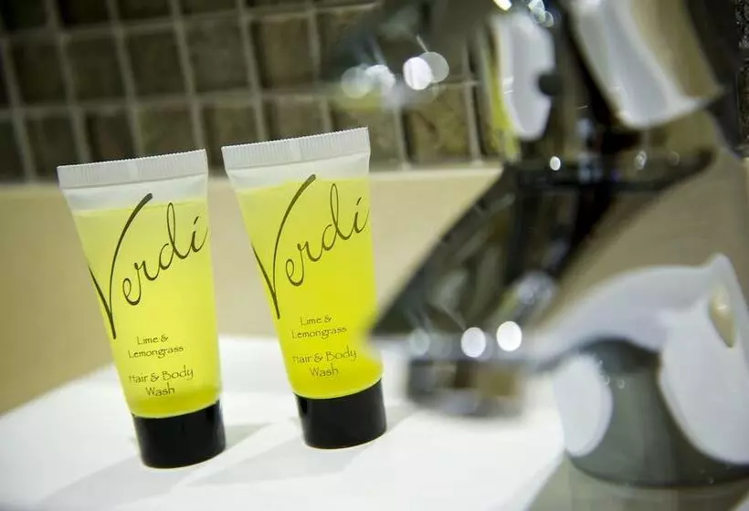 فندق صغير London Court