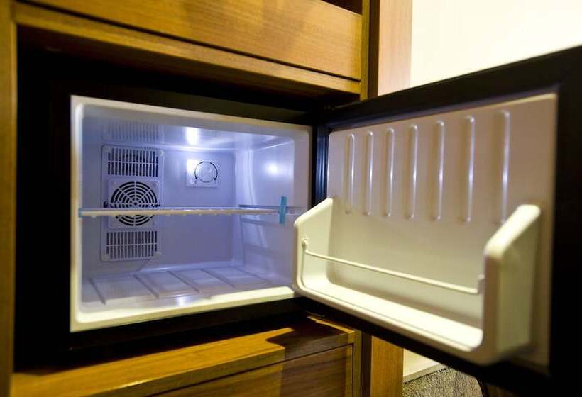 فندق صغير London Court