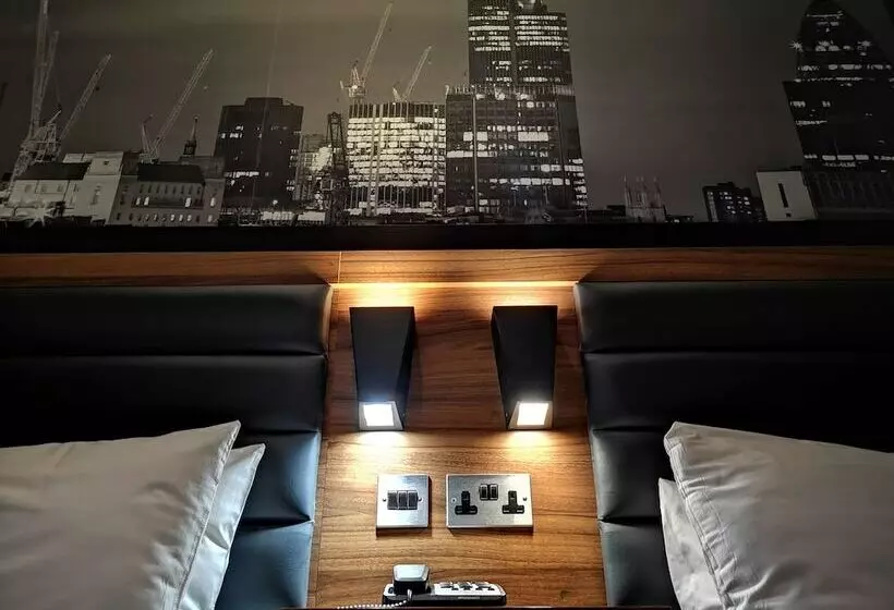 فندق صغير London Court