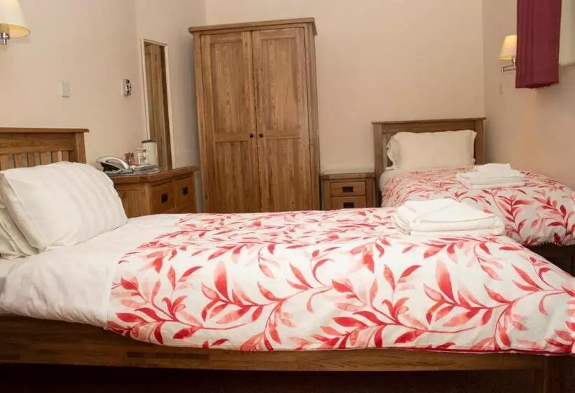 Ascot Grange Hotel   Voujon Resturant