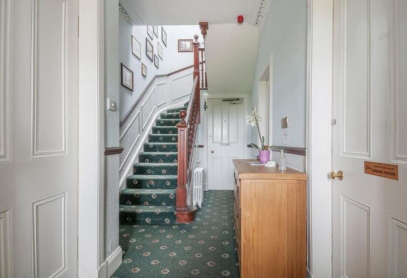 צימר Aynetree Guest House