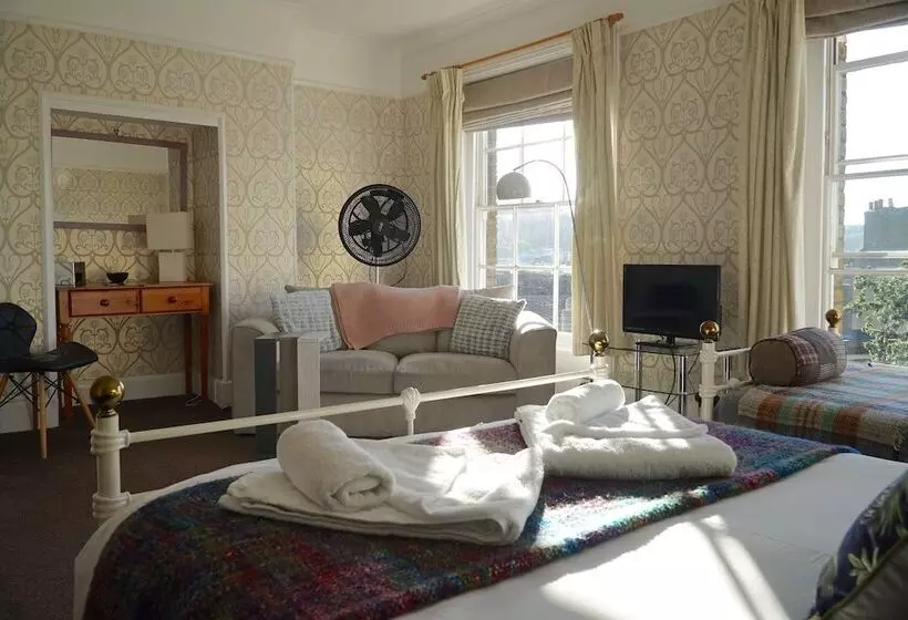 민박 Castle House Guest House