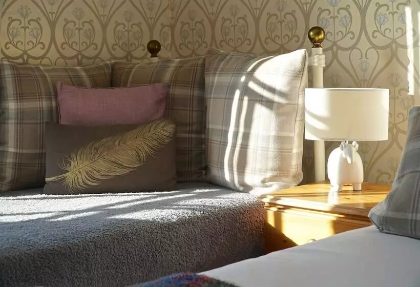 민박 Castle House Guest House