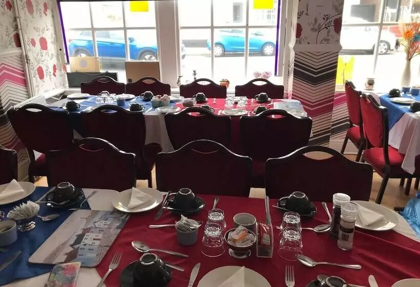 مبيت وإفطار Lark Inn