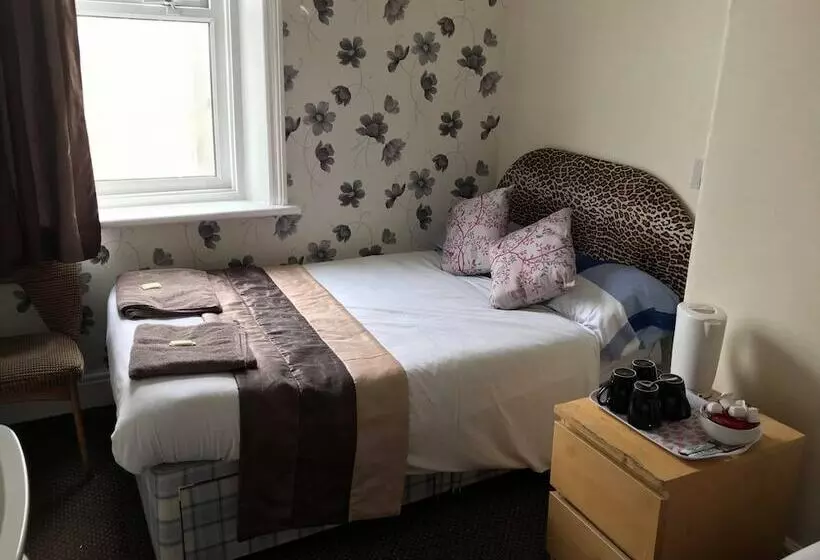 مبيت وإفطار Lark Inn