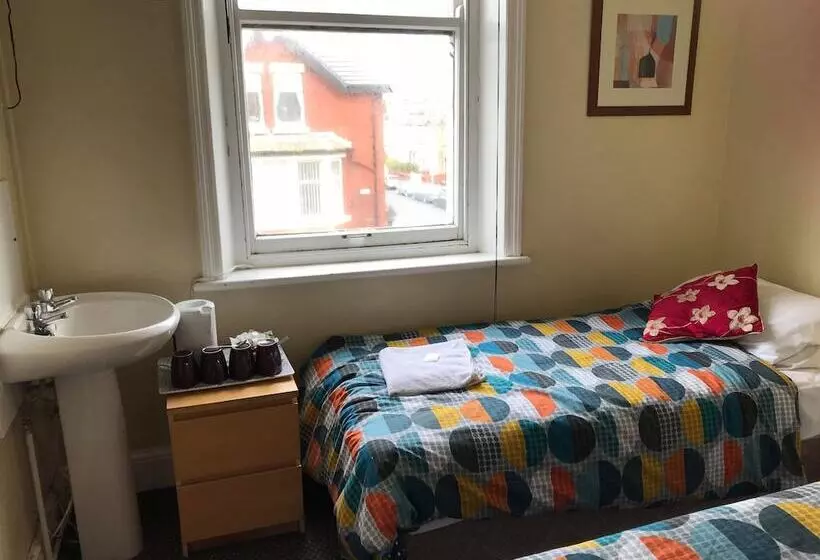 مبيت وإفطار Lark Inn