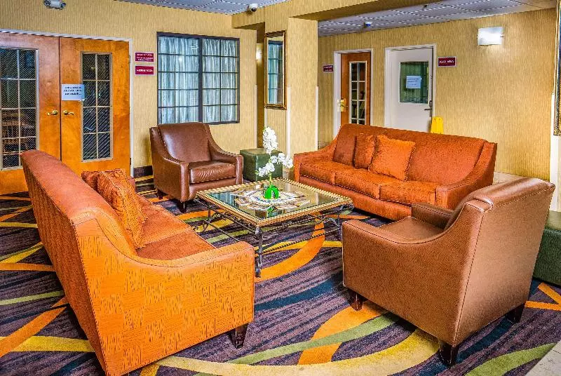 호텔 Americinn By Wyndham Denver Airport