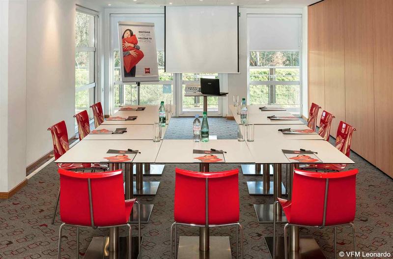 Отель Ibis Golfe De Sainttropez