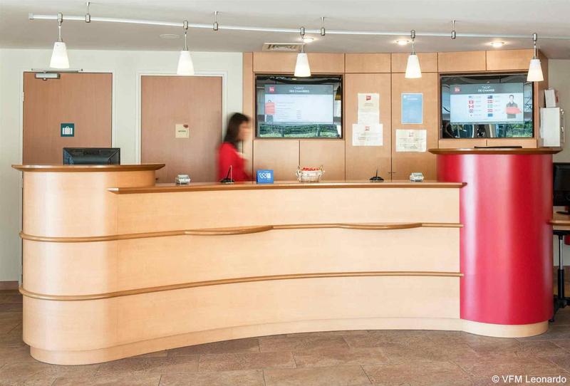 Отель Ibis Golfe De Sainttropez