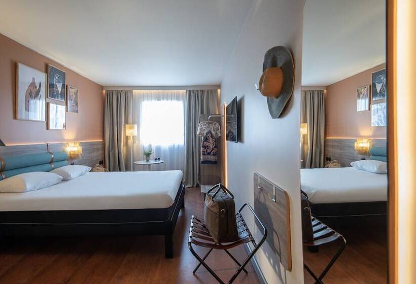 Отель Ibis Golfe De Sainttropez