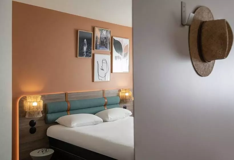 호텔 Ibis Golfe De Sainttropez