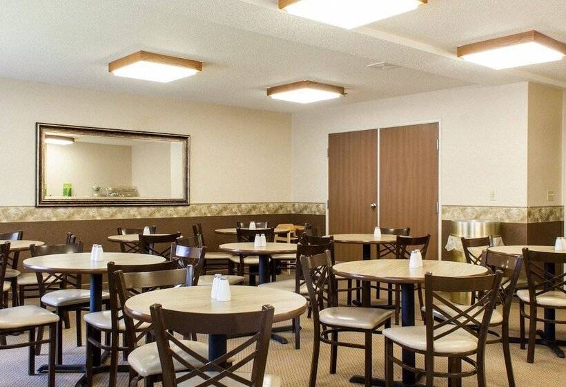 בית מלון כפרי Quality Inn