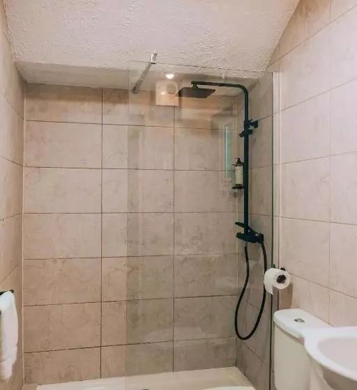 فندق Selina Margate