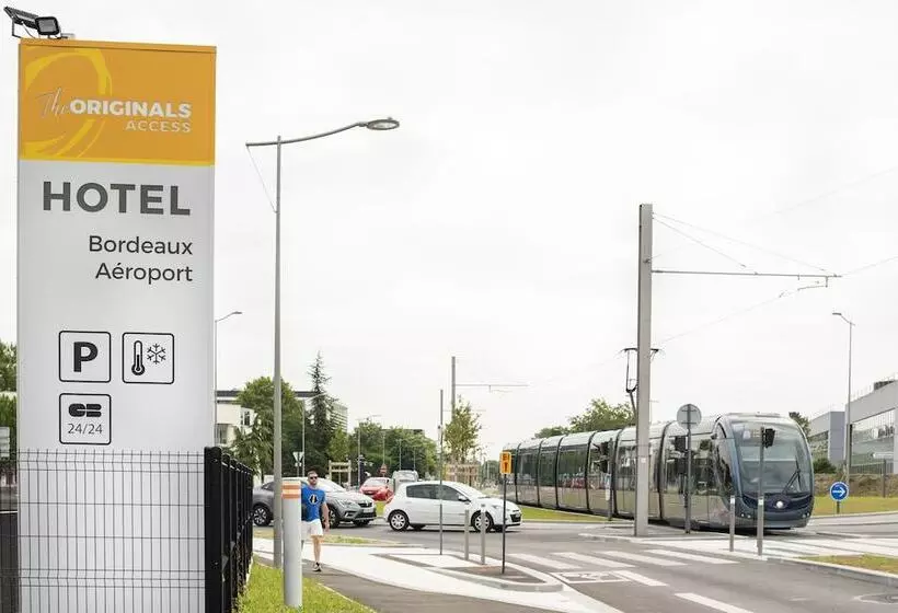 Отель The Originals Access, Hôtel Bordeaux Aéroport