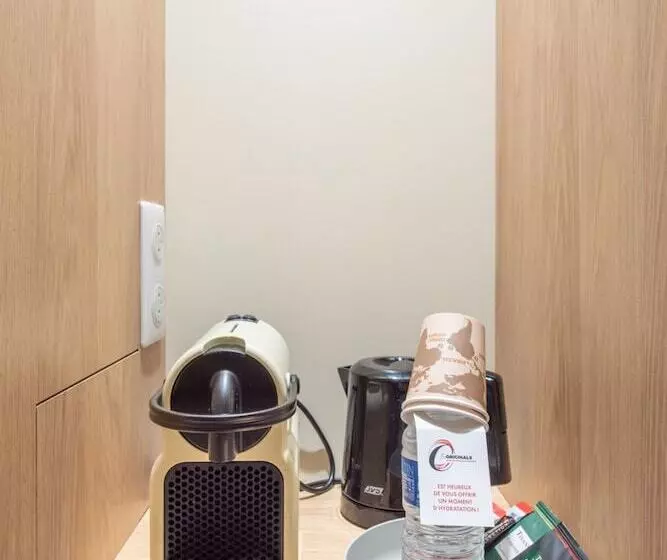 Отель The Originals Access, Hôtel Bordeaux Aéroport