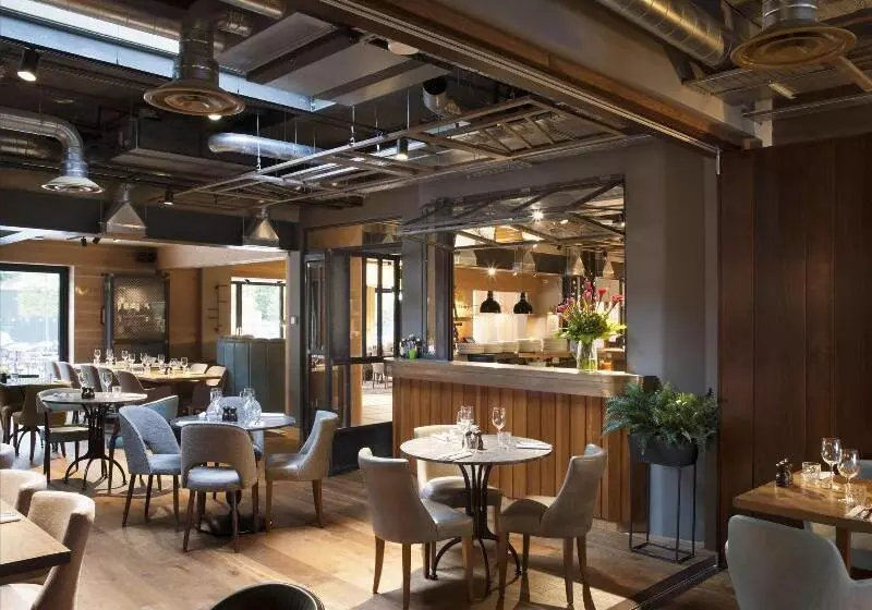 Hotelli The Royal Foresters