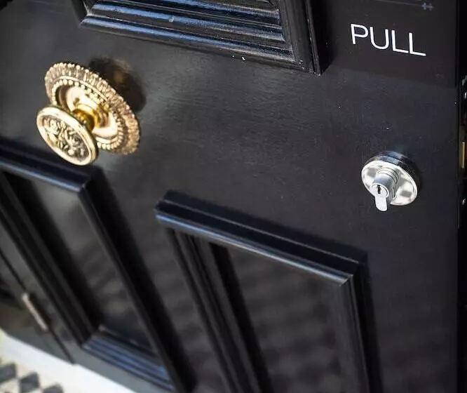 בית מלון כפרי The W14 Kensington