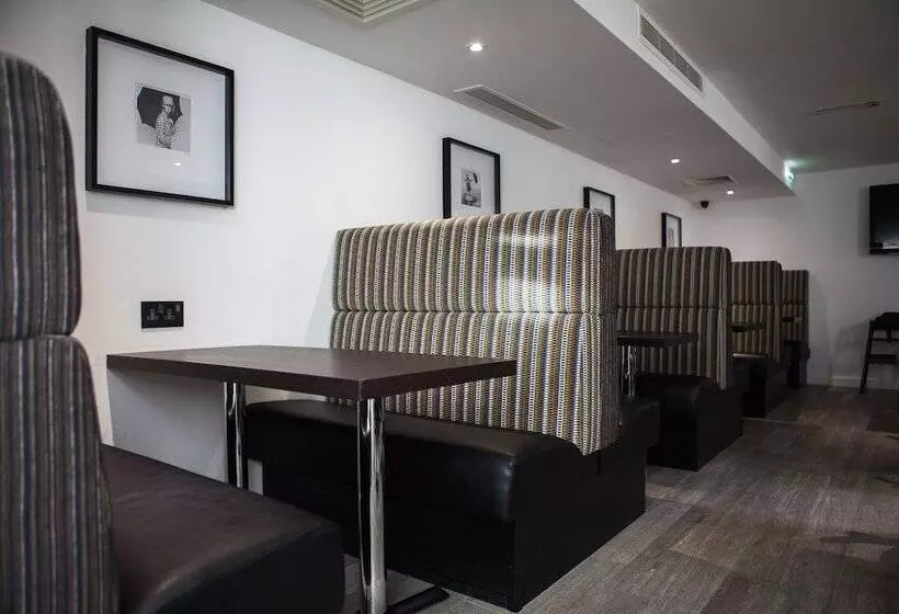 בית מלון כפרי The W14 Kensington