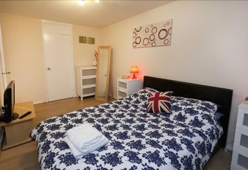 Victoria Centre Apartments In The Victoria Centre Shopping Centre   Nottingham City Centre   24 Hour