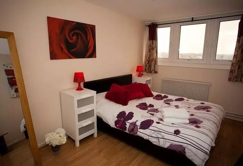 Victoria Centre Apartments In The Victoria Centre Shopping Centre Nottingham City Centre 24 Hour