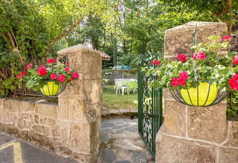 ホテル Logis Hôtel De L Avenue
