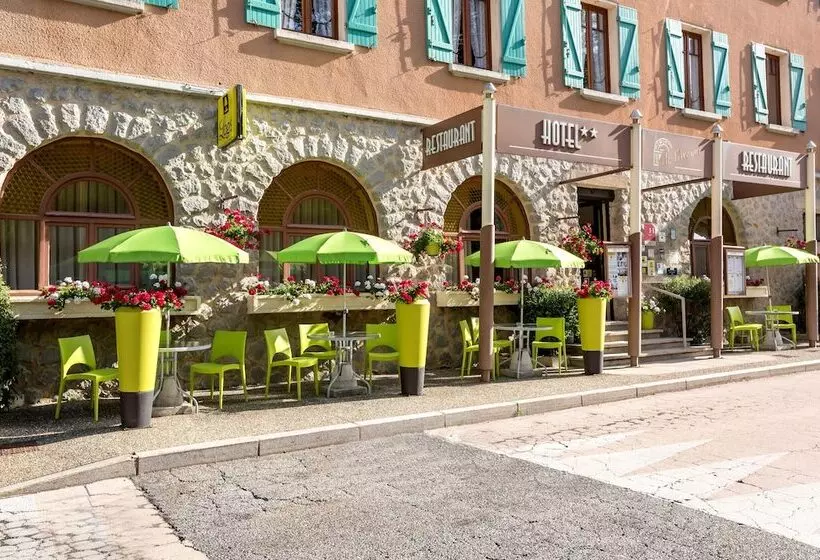 ホテル Logis Hôtel De L Avenue