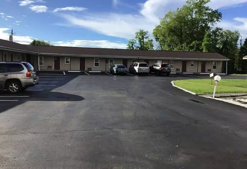 Motelli Skyland Inn   Bristol